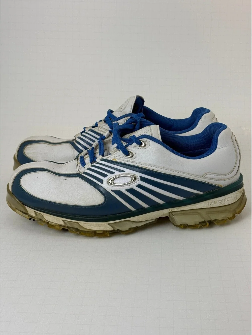 Vintage Y2K Oakley Men's Golf Shoes Size 11 White Blue